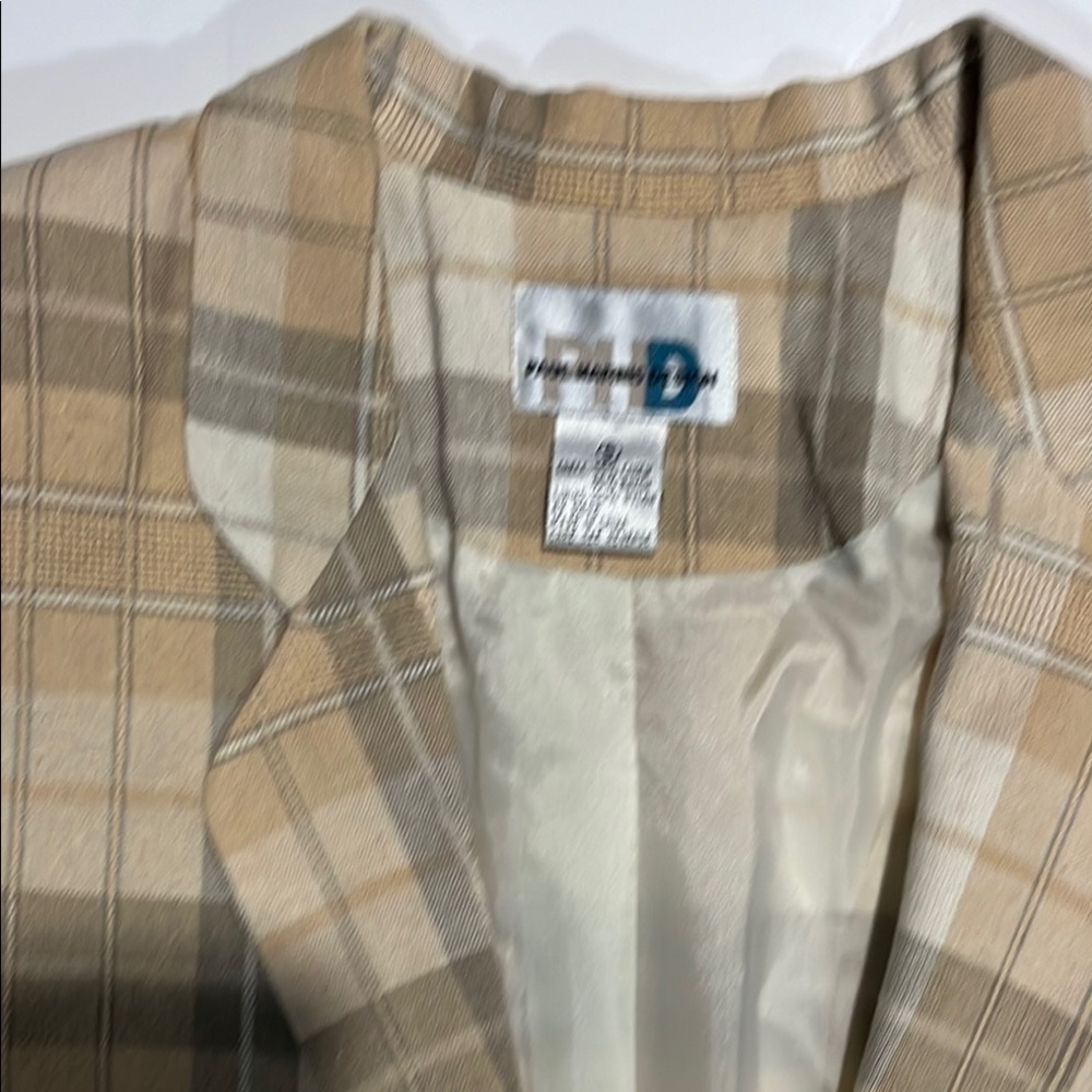 PHD Vintage Tan and Cream Blazer Classic Plaid Design - Picture 2 of 6